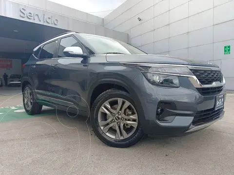 Kia Seltos EX Pack usado (2022) color Gris precio $397,000