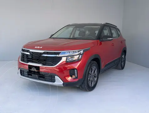 Kia Seltos EX Pack usado (2024) color Rojo precio $389,000
