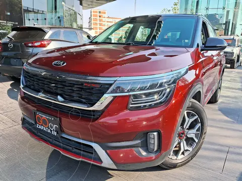 Kia Seltos GT Line Aut usado (2020) color Rojo financiado en mensualidades(enganche $84,475 mensualidades desde $6,460)