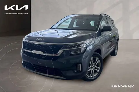 Kia Seltos SX usado (2022) color Gris precio $370,000