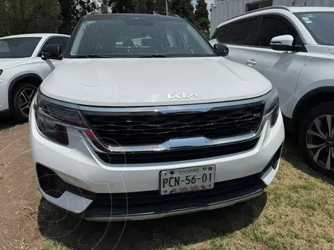 Kia Seltos EX Aut usado (2023) color Blanco precio $369,000