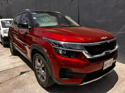 Kia Seltos EX Pack usado (2023) color Rojo precio $389,000