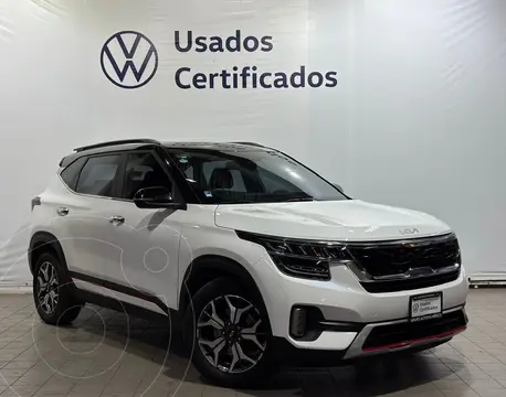 Kia Seltos GT Line usado (2023) color Blanco precio $404,000