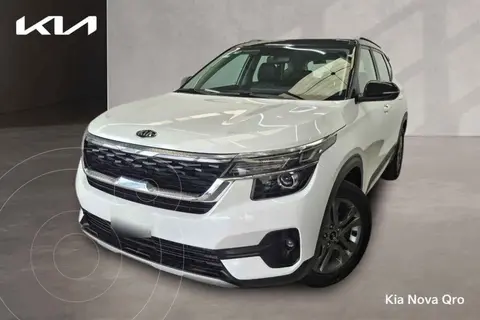 Kia Seltos EX Pack usado (2021) color Blanco precio $315,000