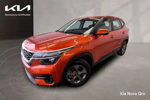 Kia Seltos EX usado (2020) color Naranja financiado en mensualidades(enganche $74,392 mensualidades desde $6,386)