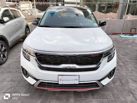 Kia Seltos GT Line usado (2023) color Blanco precio $468,000