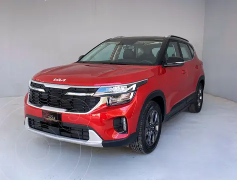 Kia Seltos EX Pack usado (2024) color Rojo precio $379,000