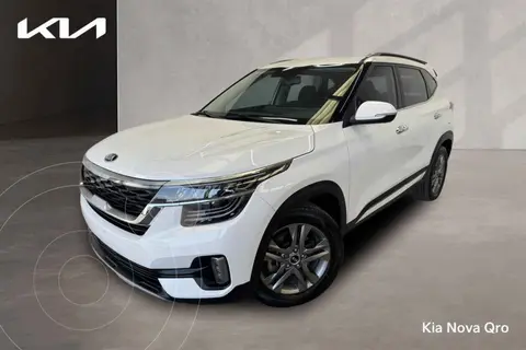 Kia Seltos SX usado (2021) color Blanco precio $330,000
