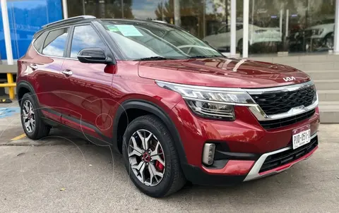 Kia Seltos GT Line usado (2022) color Rojo precio $398,000