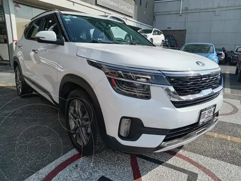 foto Kia Seltos SX usado (2021) color Blanco precio $399,000