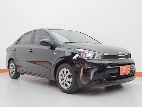 KIA Soluto 1.4L Desire usado (2023) color Negro precio $51.990.000