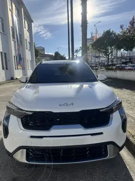 KIA Sonet Zenith Aut usado (2025) color Blanco precio $107.000.000