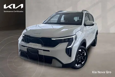 Kia Sonet EX usado (2024) color Blanco financiado en mensualidades(enganche $94,012 mensualidades desde $8,070)