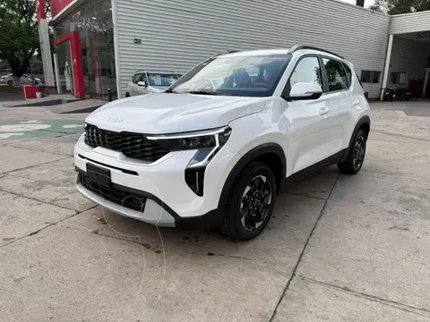 Kia Sonet EX usado (2024) color Blanco precio $390,000