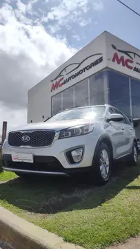 KIA Sorento SORENTO EX 2.2 CRDI AT 2WD L/16/18 usado (2017) color Gris precio u$s26.900