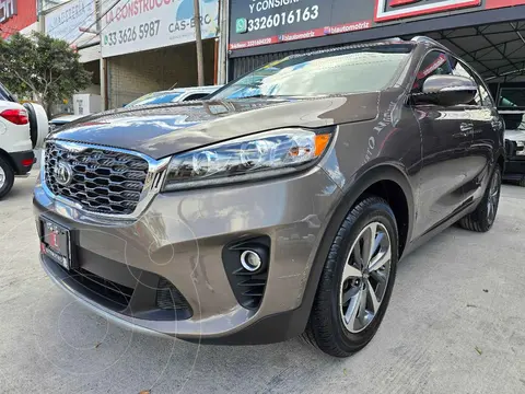 Kia Sorento 3.3L EX usado (2019) color Caf financiado en mensualidades(enganche $114,268 mensualidades desde $7,104)