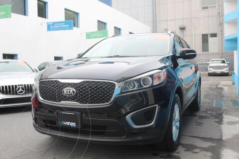 Kia Sorento 2.4L LX 5 Pas usado (2016) color Negro financiado en mensualidades(enganche $106,500)