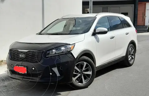 Kia Sorento 2.4L EX Pack usado (2019) color Blanco Perla precio $325,000