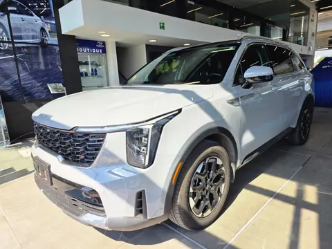 Kia Sorento 3.3L EX Pack Nav 7 Pas usado (2024) color Gris precio $740,000