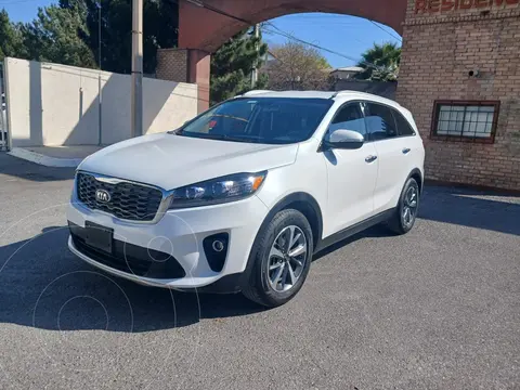 Kia Sorento 2.4L EX usado (2019) color Blanco precio $350,000