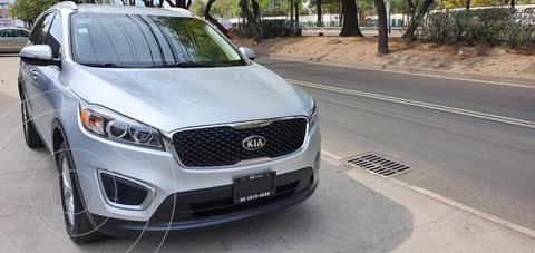 foto Kia Sorento 2.4L LX usado (2017) color Gris precio $280,000