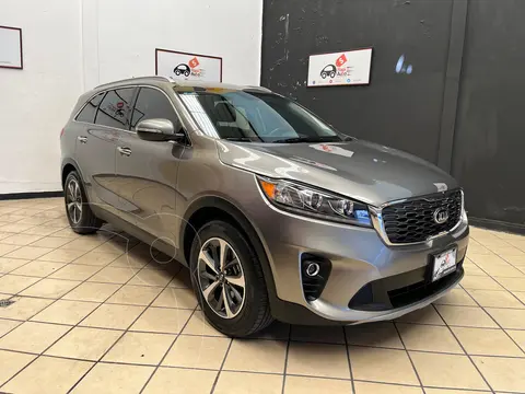 Kia Sorento 2.4L EX usado (2019) color Grafito financiado en mensualidades(enganche $82,477 mensualidades desde $11,142)