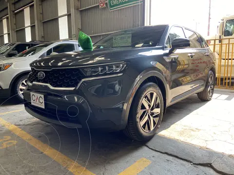 Kia Sorento EX usado (2021) color Negro Ebano financiado en mensualidades(enganche $125,700 mensualidades desde $13,408)