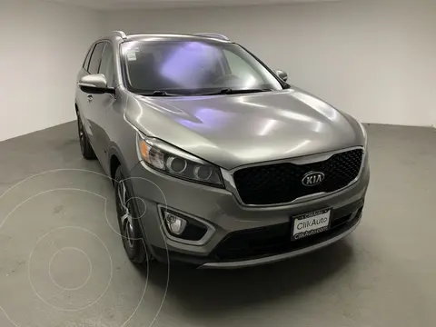foto Kia Sorento 3.3L EX Pack Nav 7 Pas usado (2018) color Gris precio $392,000