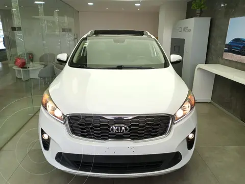 Kia Sorento 3.3L SXL AWD usado (2019) color Blanco financiado en mensualidades(enganche $96,000 mensualidades desde $8,000)