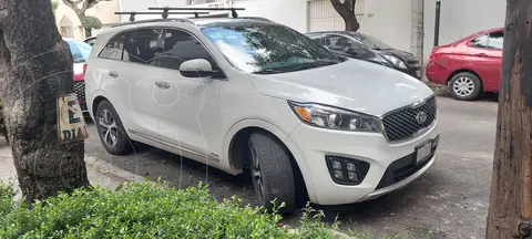 Kia Sorento 3.3L EX Pack Nav AWD 7 Pas usado (2017) color Blanco Perla precio $450,000