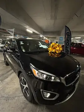 Kia Sorento 3.3L EX Pack usado (2018) color Negro precio $365,000