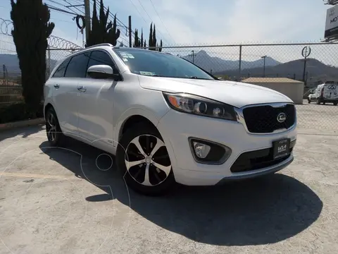 foto Kia Sorento 3.3L EX Pack Nav AWD 7 Pas usado (2016) color Blanco precio $399,800