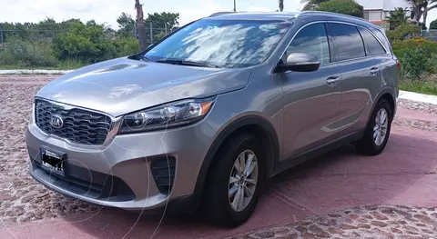 foto Kia Sorento 2.4L LX usado (2019) color Plata Titanium precio $350,000