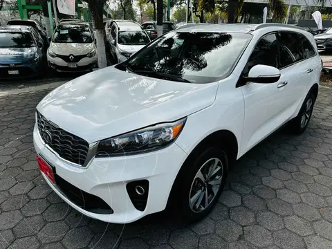 Kia Sorento 2.4L EX usado (2020) color Blanco financiado en mensualidades(enganche $106,750 mensualidades desde $7,873)