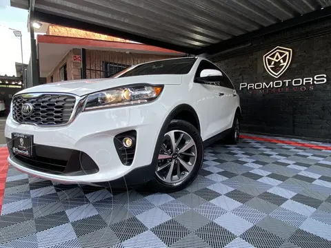 Kia Sorento 2.4L EX usado (2019) color Blanco Perla precio $299,900