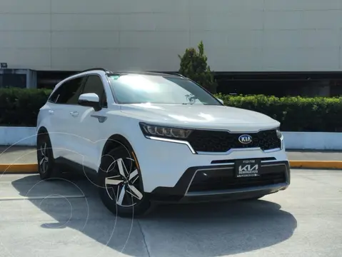 Kia Sorento EX Pack usado (2021) color Blanco precio $519,800