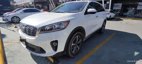 Kia Sorento 2.4L EX usado (2019) color Blanco Perla precio $420,000