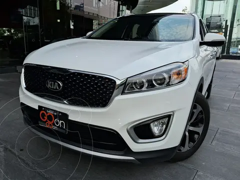 Kia Sorento 3.3L EX Pack usado (2018) color Blanco precio $318,000