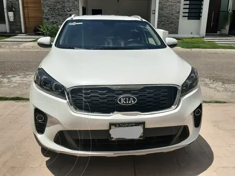 Kia Sorento 2.4L EX usado (2019) color Blanco Perla precio $350,000