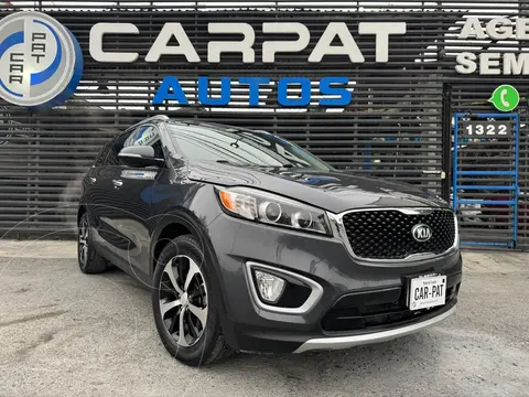 Kia Sorento 3.3L EX Pack Nav 7 Pas usado (2017) color Gris precio $299,000