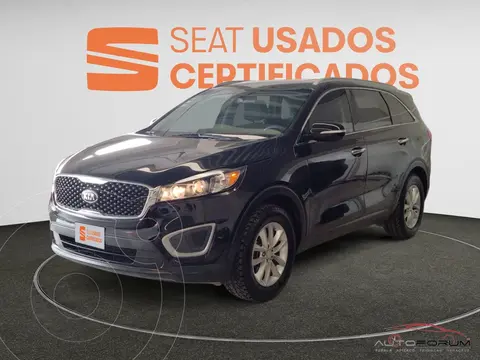 Kia Sorento 2.4L LX 5 Pas usado (2017) color Negro financiado en mensualidades(enganche $71,060 mensualidades desde $8,059)