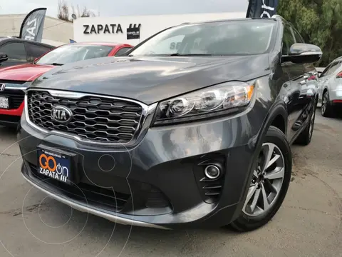 Kia Sorento 3.3L EX Pack usado (2019) color Gris financiado en mensualidades(enganche $136,522 mensualidades desde $10,440)