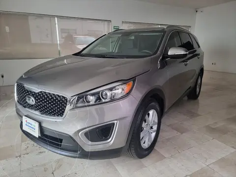 foto Kia Sorento 2.4L LX 5 Pas usado (2016) color Plata precio $299,000