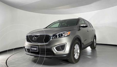 foto Kia Sorento 2.4L LX 5 Pas usado (2018) color Plata precio $324,999