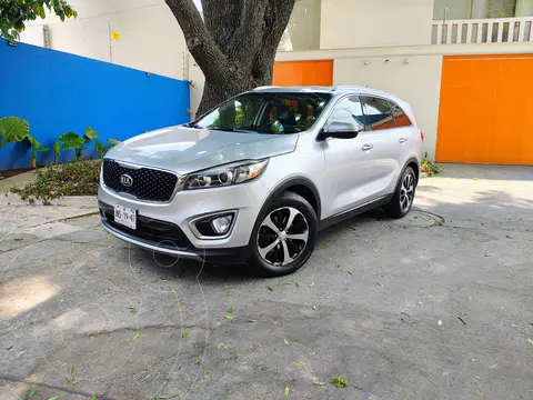 foto Kia Sorento 3.3L EX 7 Pas usado (2017) color Plata precio $252,000