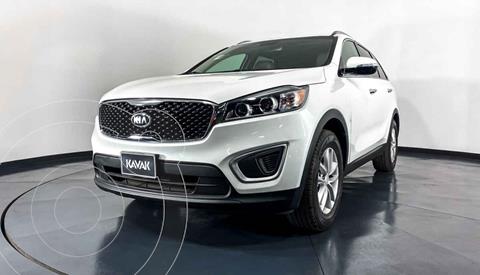 foto Kia Sorento 2.4L LX 5 Pas usado (2018) color Blanco precio $317,999
