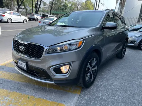 Kia Sorento 3.3L EX 7 Pas usado (2017) color Bronce precio $270,000