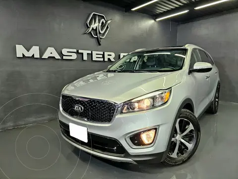 Kia Sorento 3.3L EX Pack Nav AWD 7 Pas usado (2016) color plateado precio $265,000