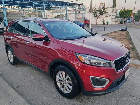 Kia Sorento 2.4L LX usado (2018) color Rojo financiado en mensualidades(enganche $72,100 mensualidades desde $8,800)