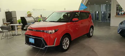 Kia Soul LX Aut usado (2023) color Rojo precio $295,000